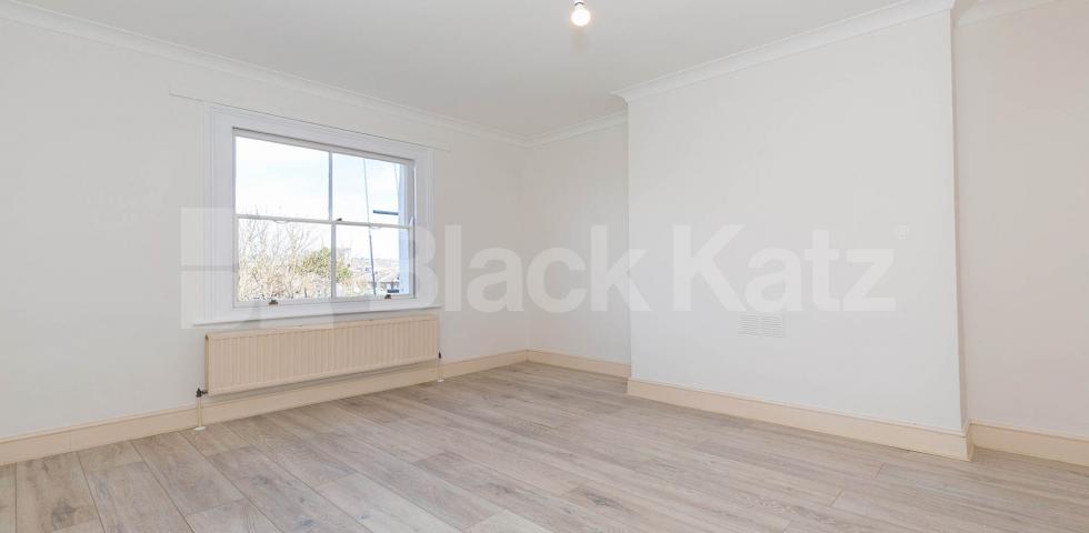 			NEW INSTRUCTION!, 2 Bedroom, 1 bath, 1 reception Flat			 Anson Road, TUFNELL PARK